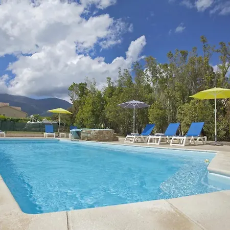 펜션 Maison Familiale Avec Piscine A *