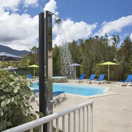 펜션 Maison Familiale Avec Piscine A